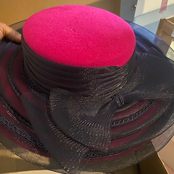 Hats - Picture 2 of 10